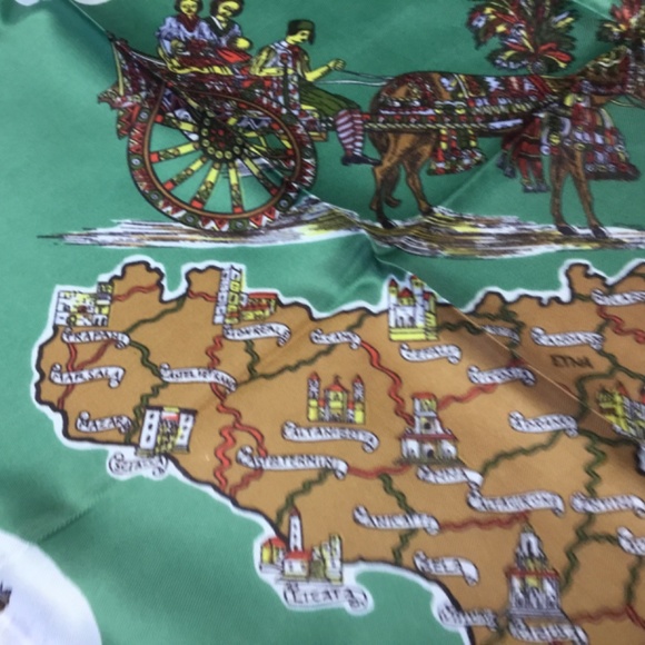 SCARF. OF GIBRALTAR. . ACETATE Large  VERY good Graphics  new old stock - Picture 10 of 10